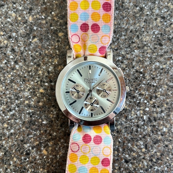 Ficaro Watch with interchangeable ribbon bands. - Picture 2 of 4